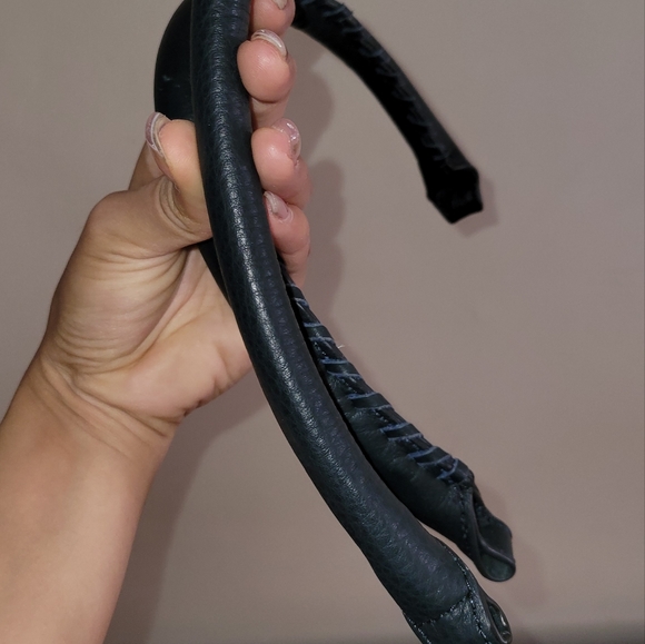 Mark and Graham navy bag purse hobo style shoulder bag gold Hardware - Picture 6 of 15